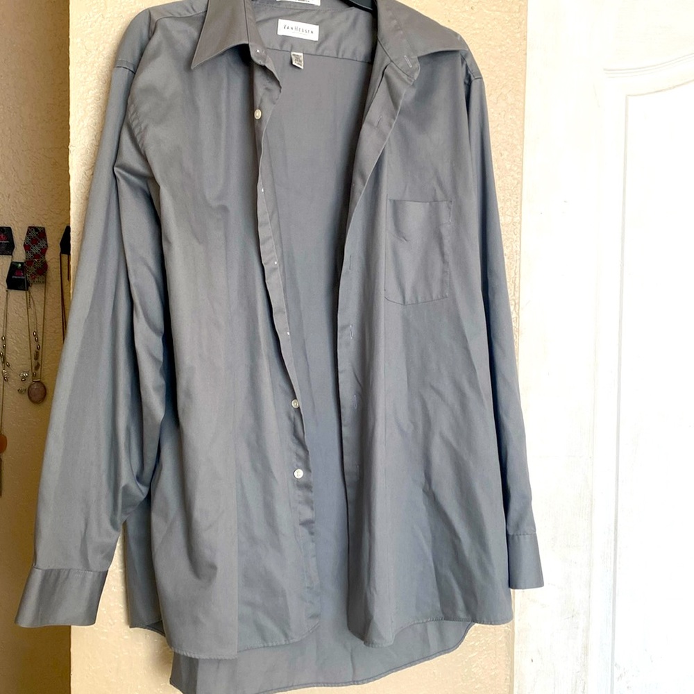 Man’s dress shirt gray